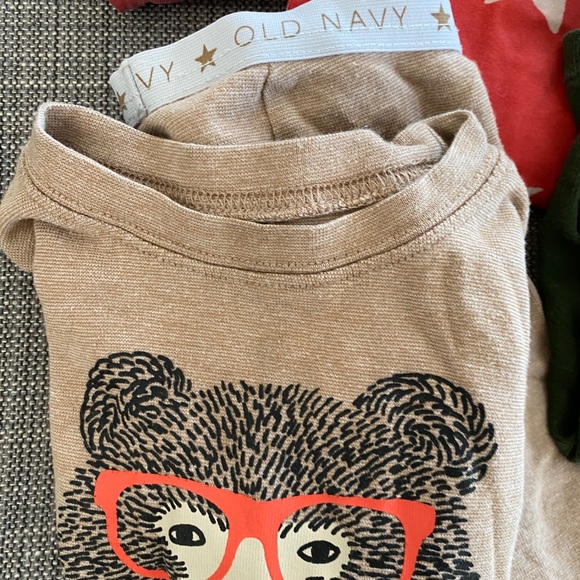 Lot of 4 sets toddler pajamas - Picture 2 of 5